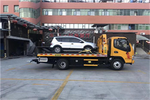 二连浩特附近汽车拖车电话