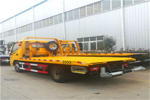 二连浩特附近拖车救援搭电